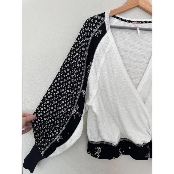 Free People Auxton Thermal Wrap Top Black White Waffle‎ Knit Size Small - Picture 4 of 8
